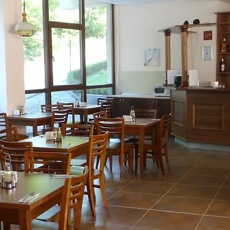 Moreto Seaside Apart-hotel 3*