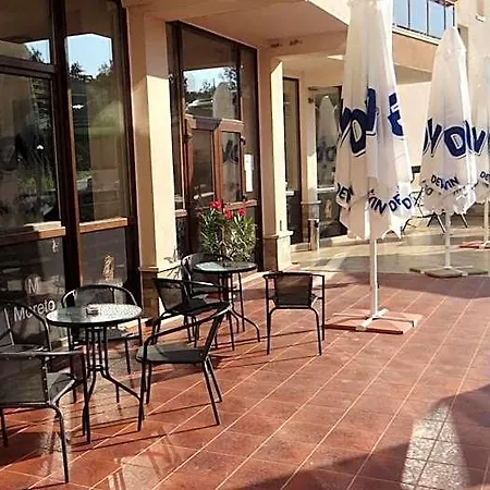 Moreto Seaside Lejlighedshotel 3*
