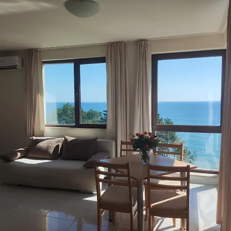 Moreto Seaside 3*