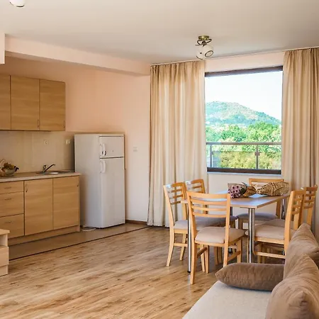 Hotel apartamentowy Moreto Seaside