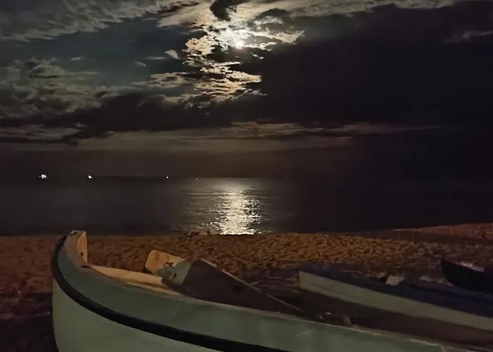 Moreto Seaside 아파트호텔 3*